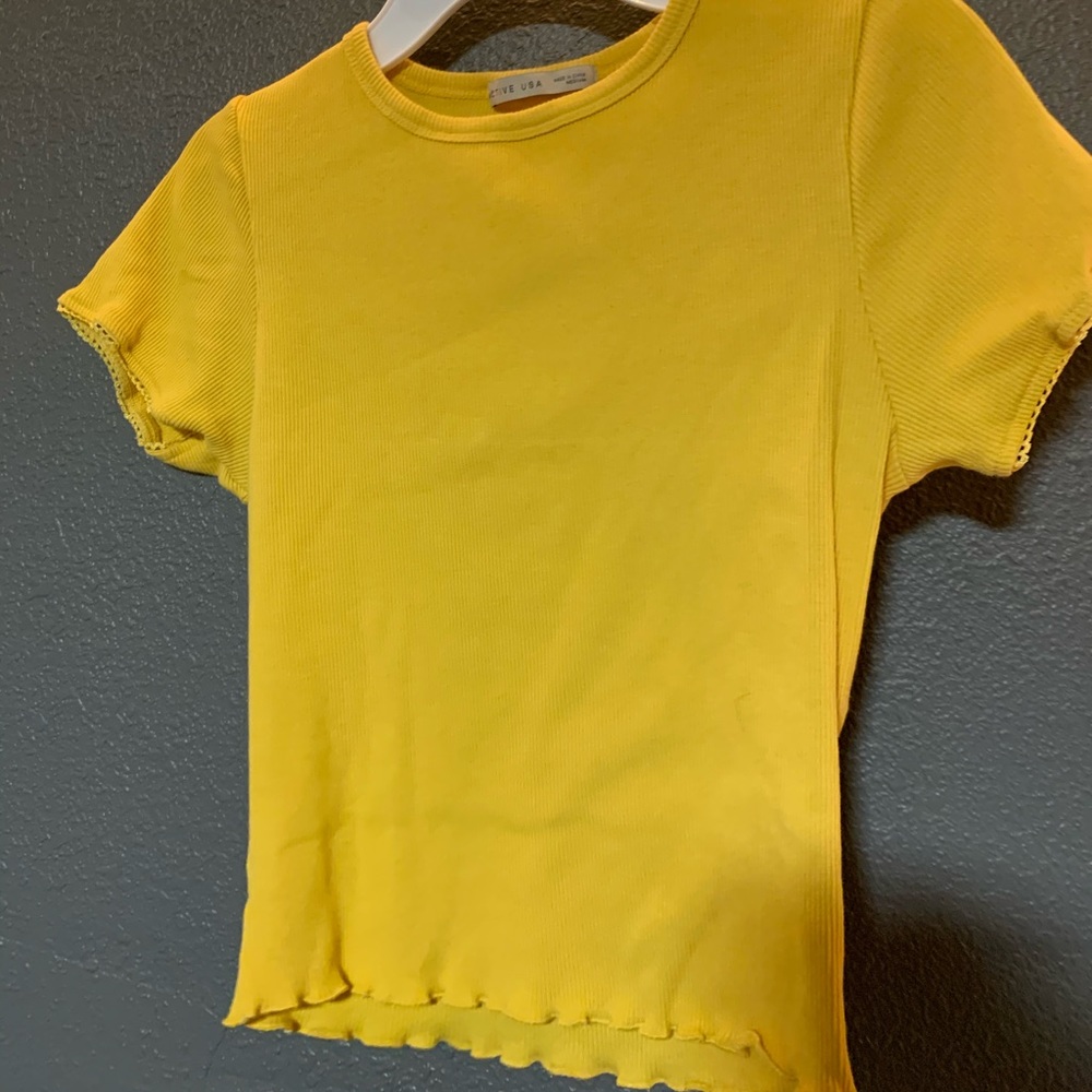 yellow mustard cropped t-shirt